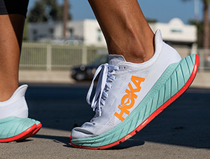 HOKA ONE ONE