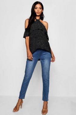 BooHoo Maternity jeans only £17
