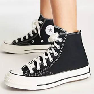 Christmas gifts for her - converse